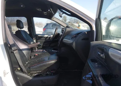 2016 Dodge Grand Caravan R/T из США, поврежденный, VIN 2C4RDGEG7GR353233